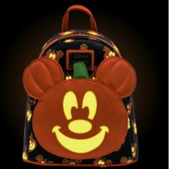 NWT Mickey Mouse glow in the dark pumpkin loungefly - Picture 4 of 5